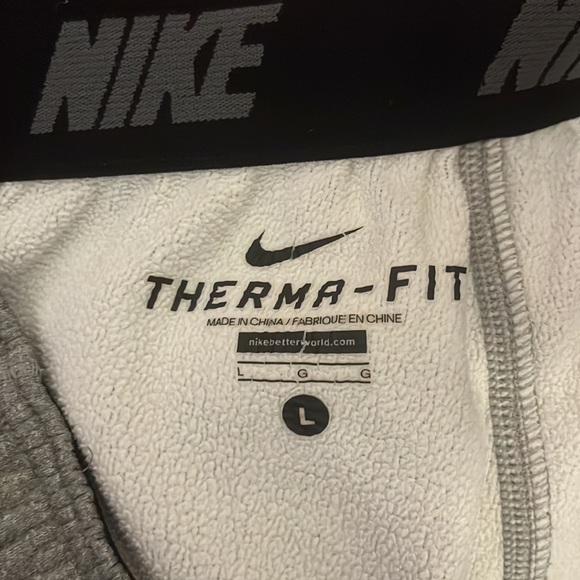 Nike men’s Therma-Fit sweatpants - Picture 6 of 7